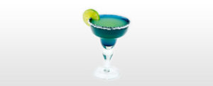 Le cocktail MARGARITA daterait de 1948. La légende dit qu'il a été inventée par Margarita Sames qui aurait inventé cette recette lors d'une réception officielle avec son époux (au Mexique).
Retrouvez la recette de ce cocktail classique, un cocktail né du mélange de la tequila, du jus de citron vert & triple sec !