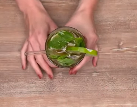 recette du mojito, version mocktail avec thé et sans alcool